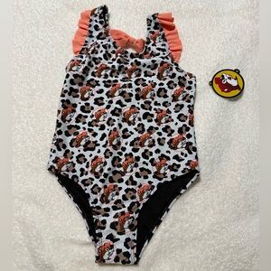 Buc-ee’s girls size 5T swimsuit
